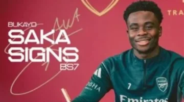 تثبيت طويل الأمد ساكا.. أرسنال يحسم مستقبل نجمه الشاب